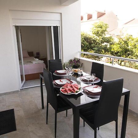 Apartments Diva Ston Luaran gambar