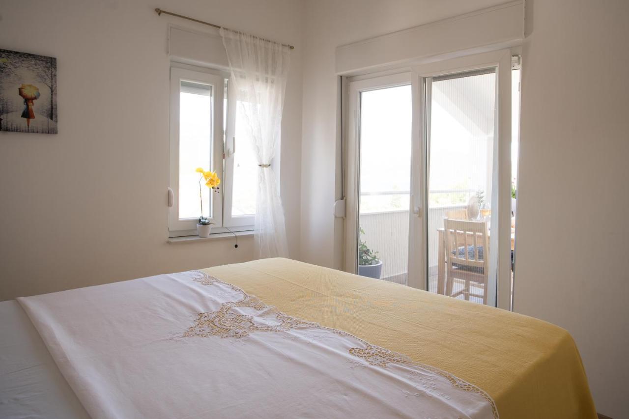 Apartments Diva Ston Luaran gambar