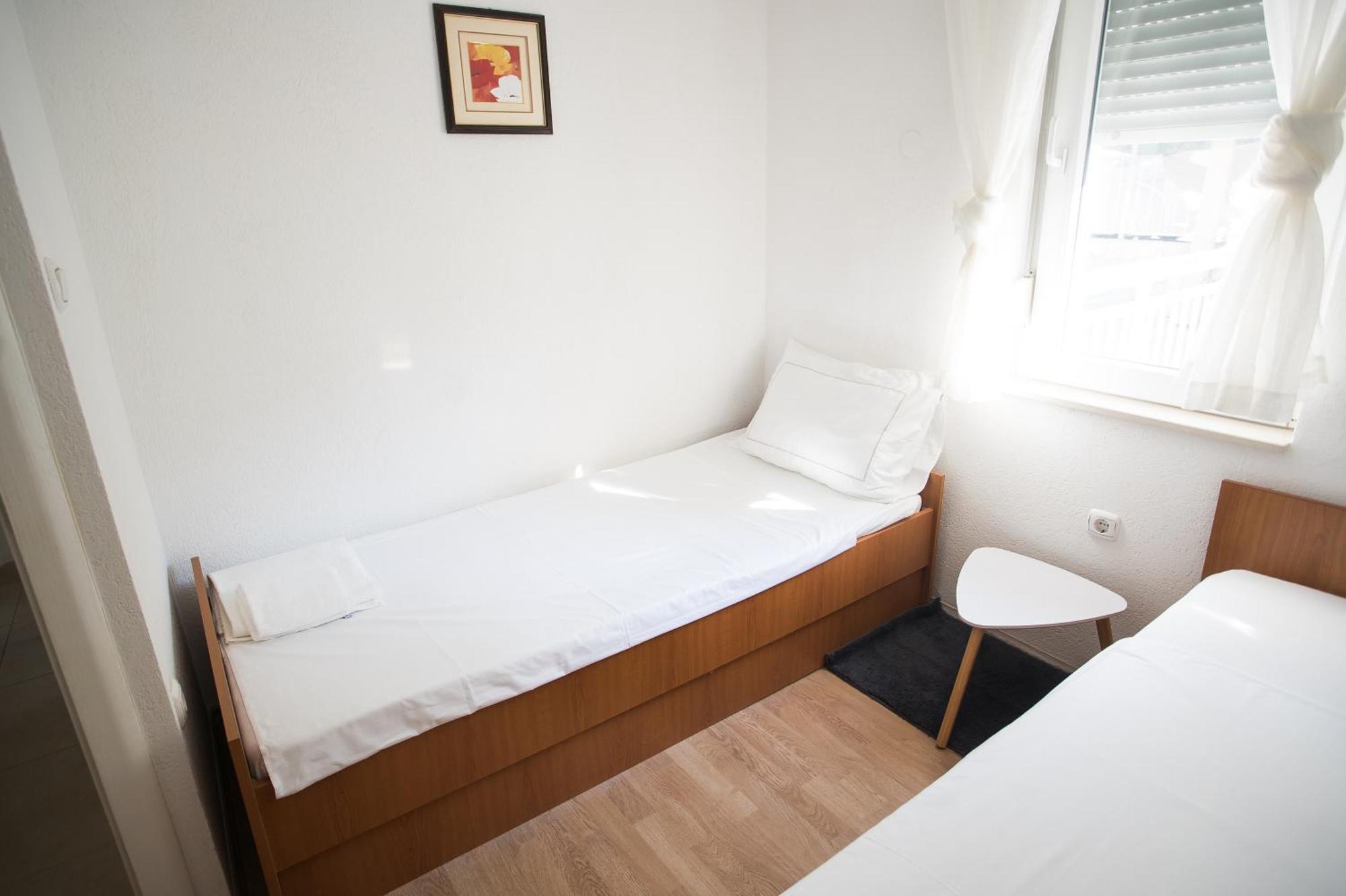 Apartments Diva Ston Luaran gambar