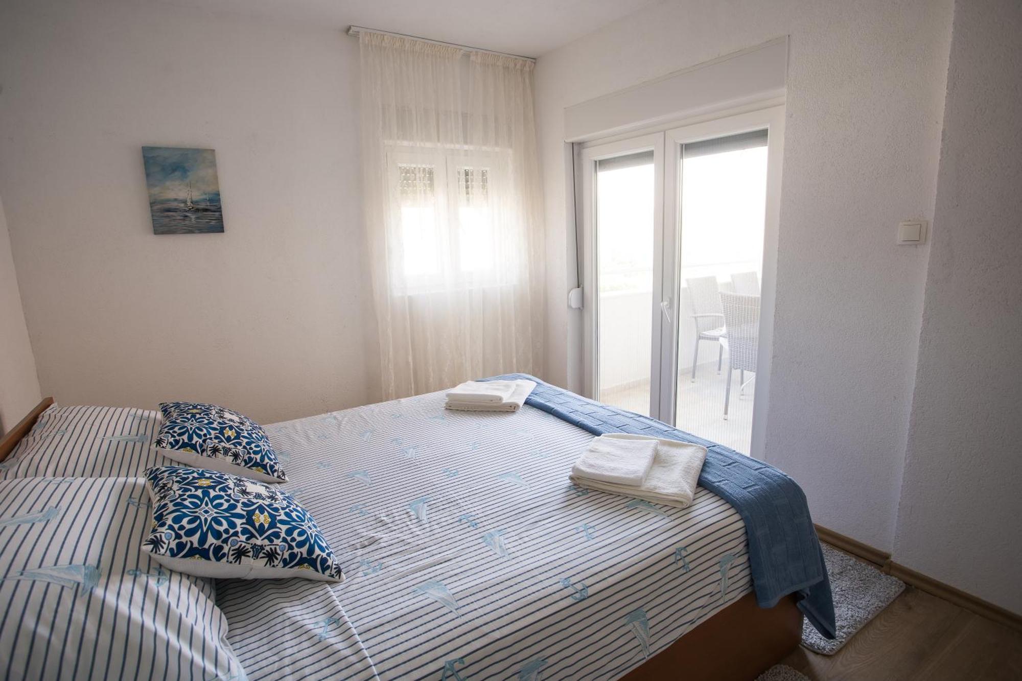 Apartments Diva Ston Luaran gambar