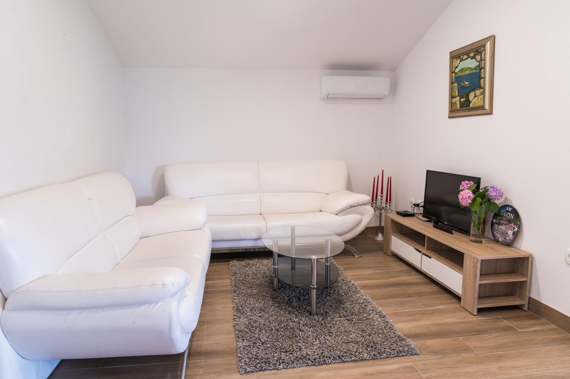 Apartments Diva Ston Luaran gambar